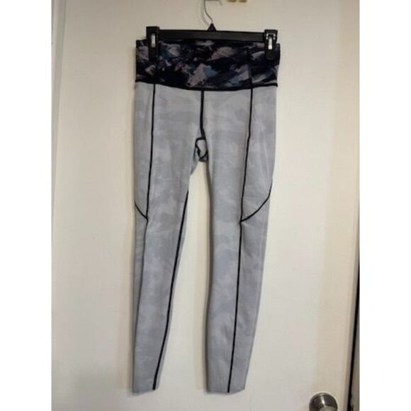 Lululemon Camouflage Leggings Black/Bluish/Gray Size 6 - Picture 10 of 16